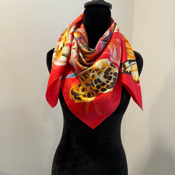 Authentic Salvatore Ferragamo Red and Cream Butterfly Silk Scarf - Picture 6 of 8